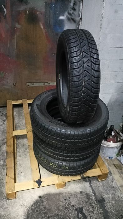 Opony zimowe Pirelli 165/70 R14 kpl 4 szt