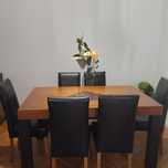 Mesa com 6 cadeiras