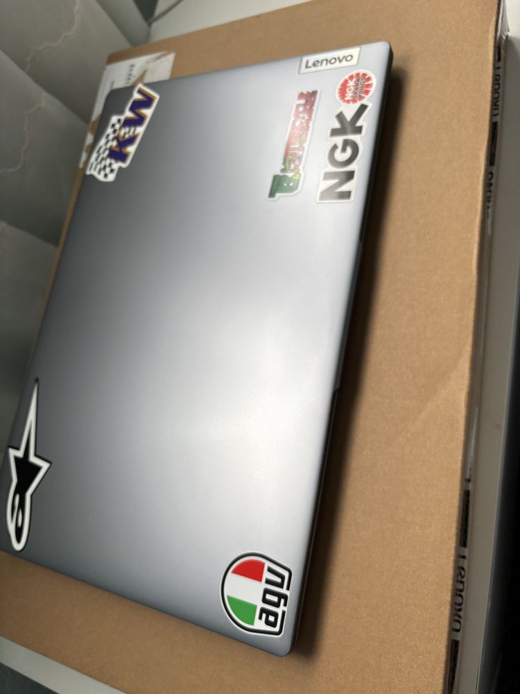 Portatil Lenovo IdeaPad