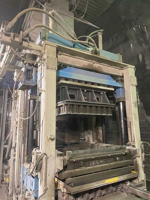 Wibroprasa stacjonarna HESS RH1500, rok 2005
