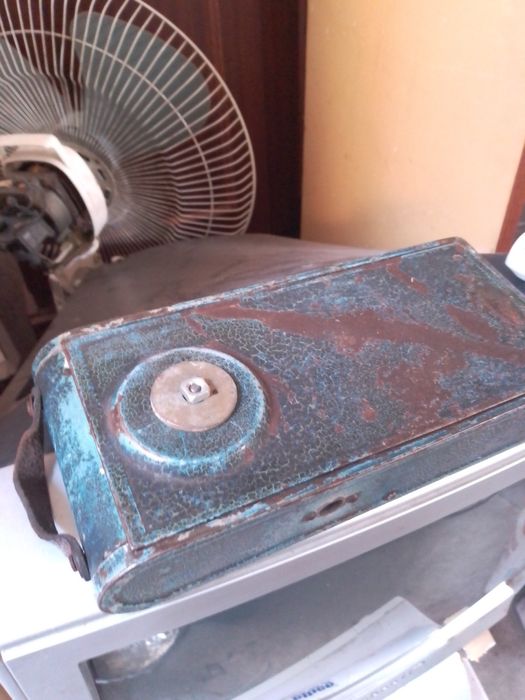 Патефон дорожный