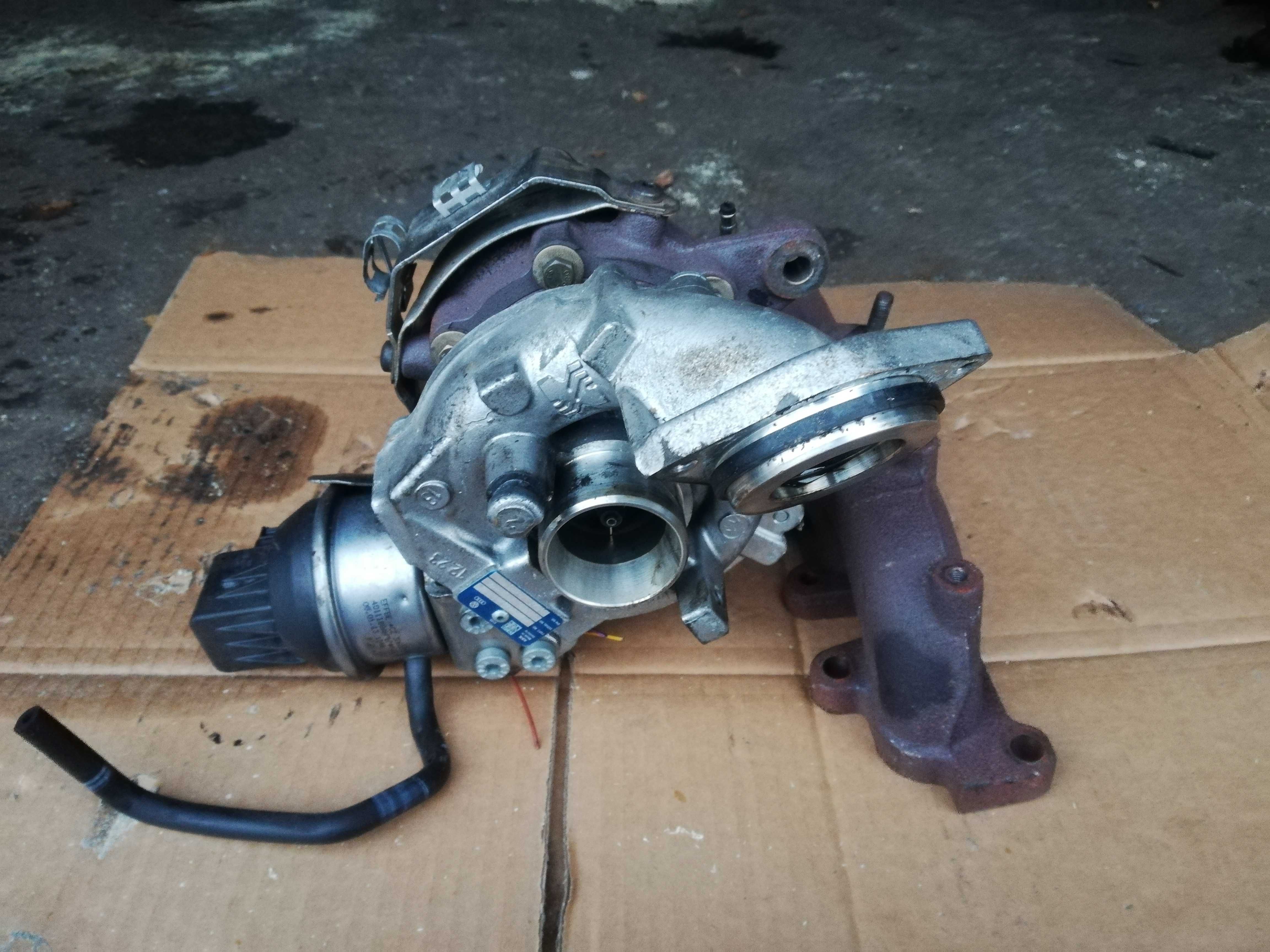 Turbina turbosprężarka VW Caddy Golf V Eos Octavia 2.0 TDI 03L253056T