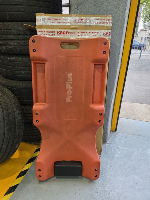 Estrado para oficina 40"