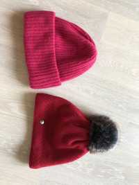 2 nowe czapki HM kaszmir i czerwona z pomponem