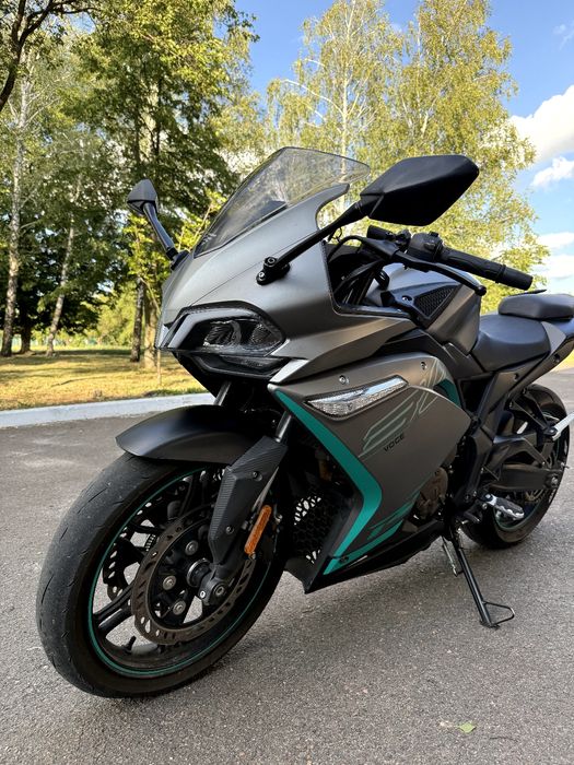 Продам Voge 300rr