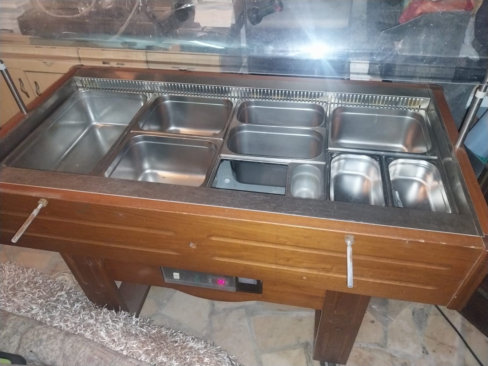 Vendo saladete a precisar de gas