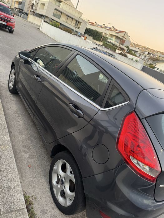 Vendo Ford fiesta 2009