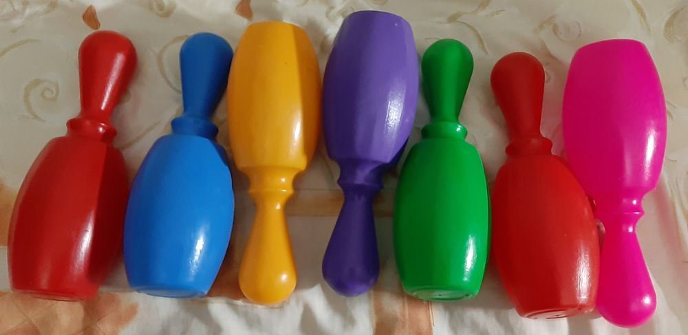 Кеглі дитячі пластикові б/у