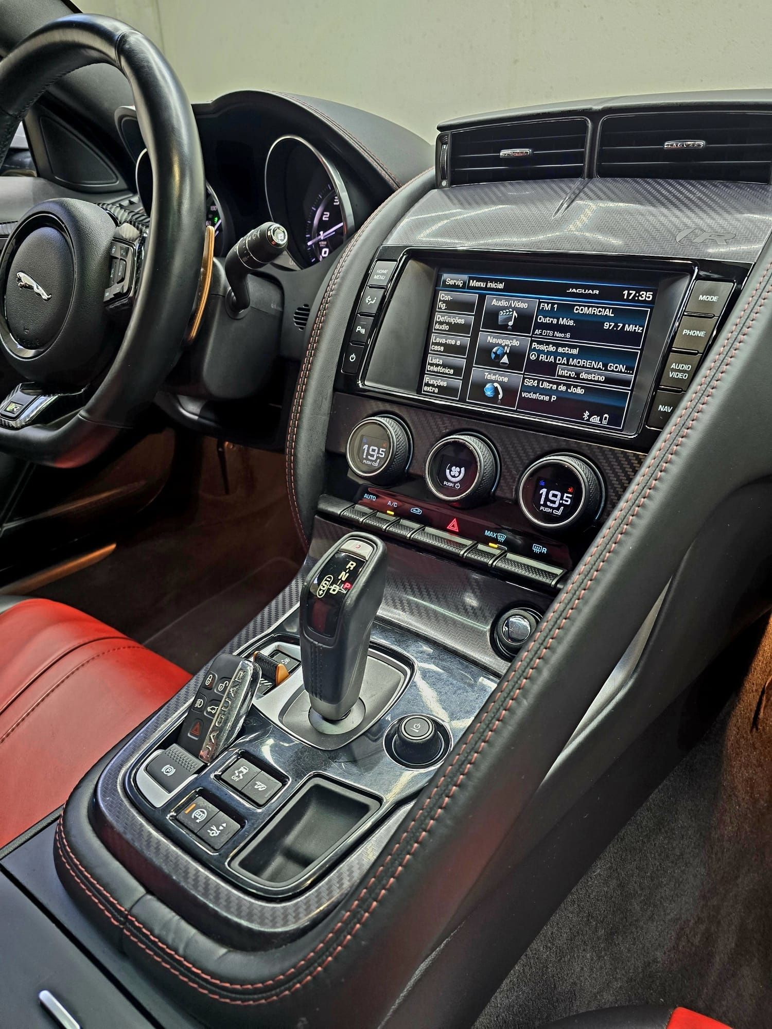 Jaguar F-Type R 600cv