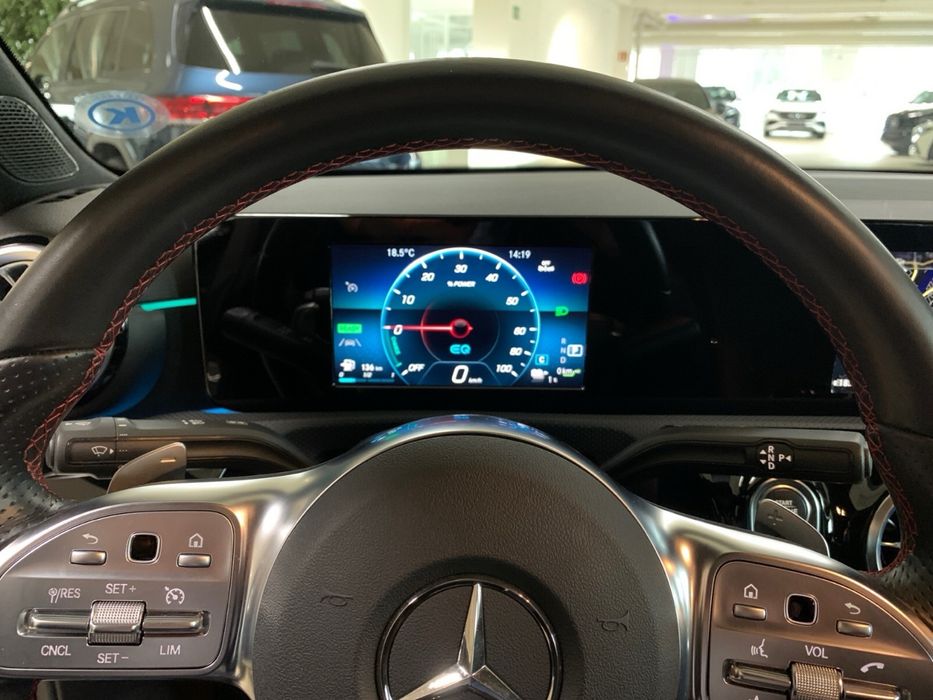 Mercedes-Benz A 250e Limousine AMG Line | Plug-in Hybrid | IVA dedutiv