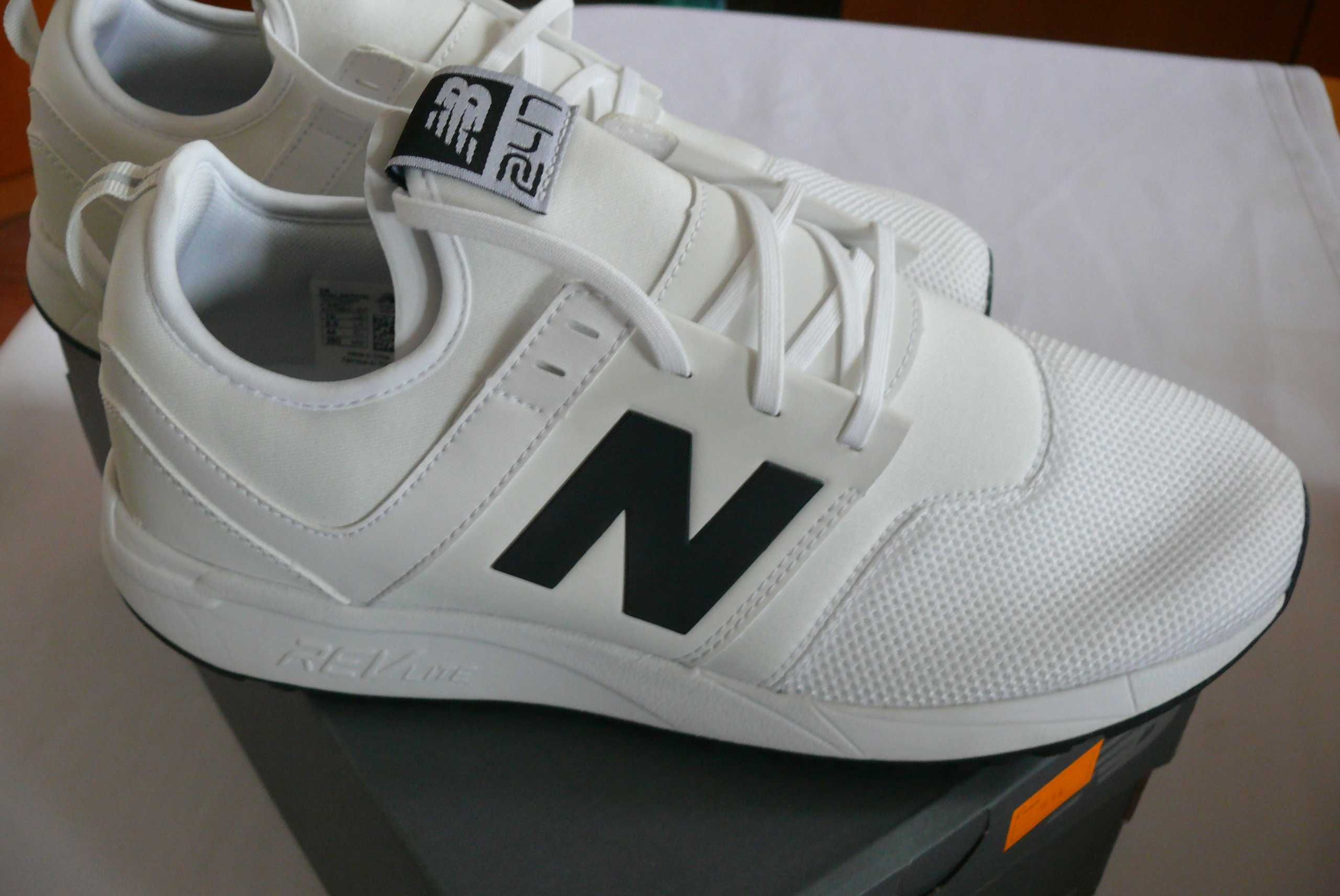 Buty męskie New Balance 247  MRL247WB r_ 42  EU 26,5  CM