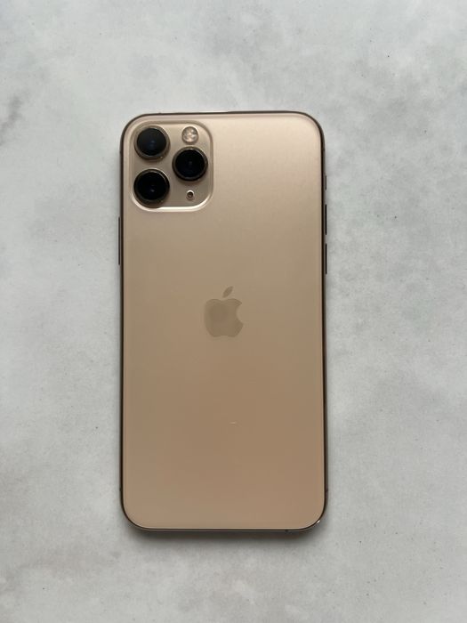 iPhone 11pro 256 ГБ Золотий колір.