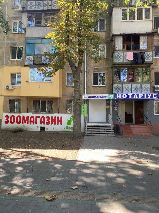 Фасадное помещение под салон, магазин, офис. Ген. Петрова 33