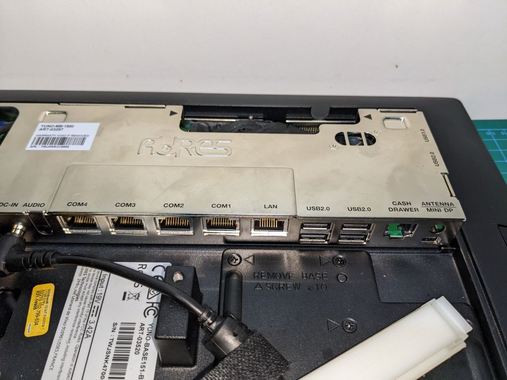 POS терминал Aures Yuno 151 (J1900/4/120) 4 ядра 4 потока