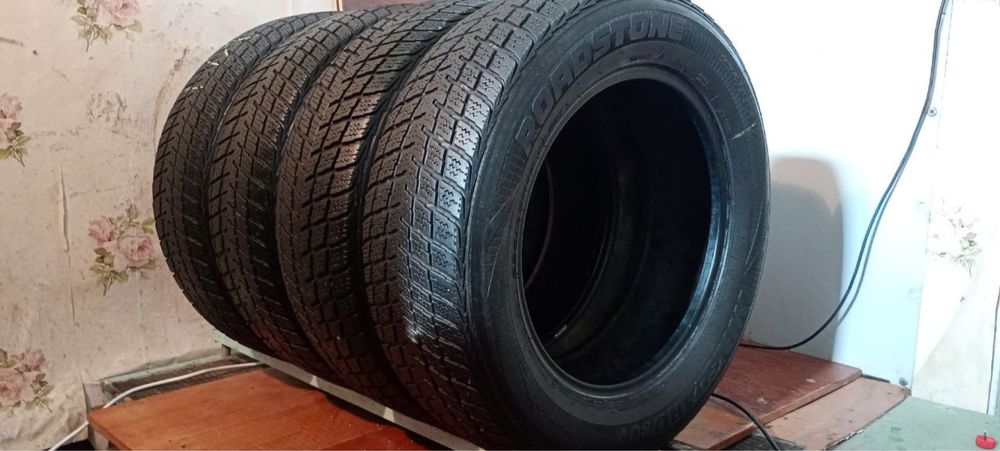 225/65.R17 комплект Roadstone