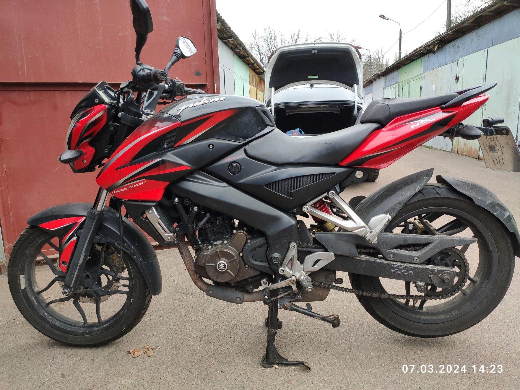 Bajaj pulsar ns 200