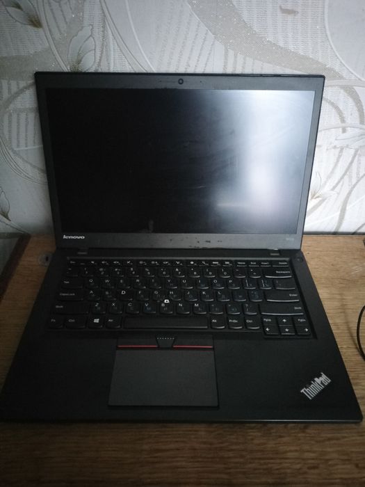 Срочно! Ноутбук Lenovo ThinkPad T450s