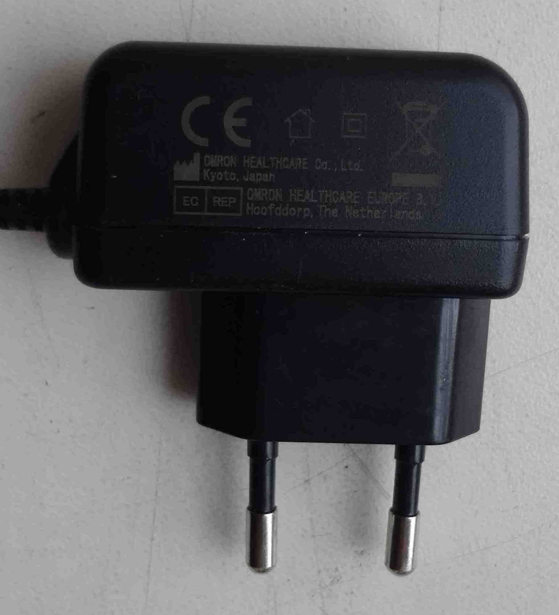 Блок питания для техники (тонометров) Omron 6V 500mA