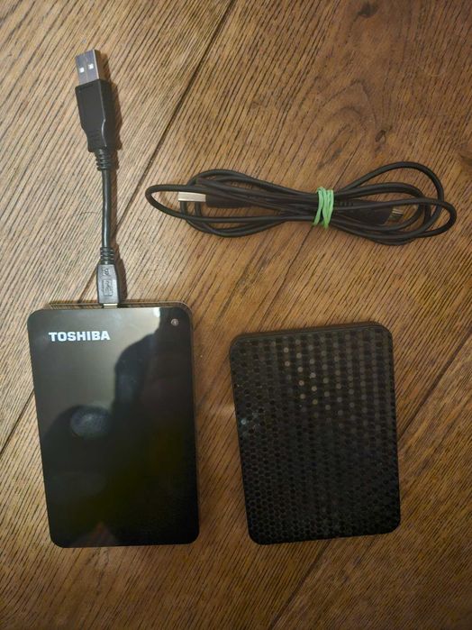 2 Dyski Samsung USB 3.0 640 GB oraz 320 GB Toshiba  + GRATIS