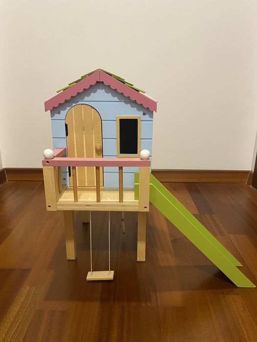 Domek drewniany firmy Lottie