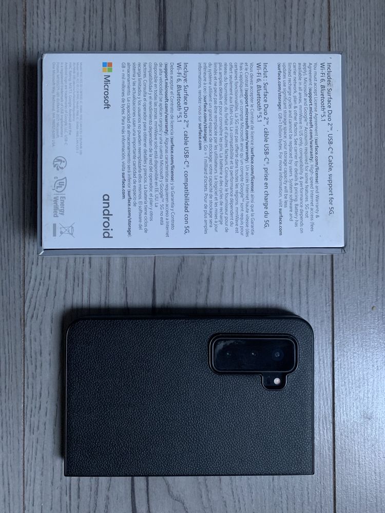 Maicrosoft surface duo 2
