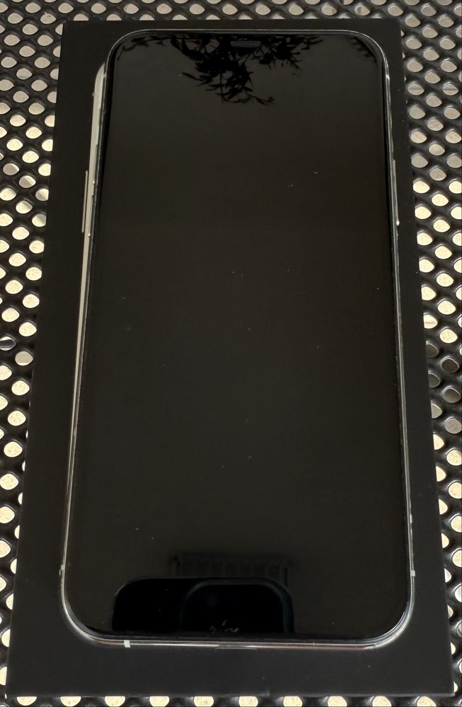 telefon Apple iPhone 11 PRO 64GB Silver - 100% sprawny i ZADBANY