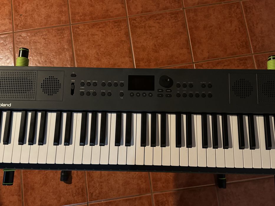 Teclado rolando Go keys 5 como novo