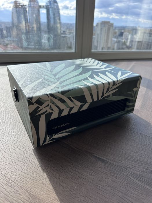 Лімітована версія Crosley Voyager в ідеальному стані