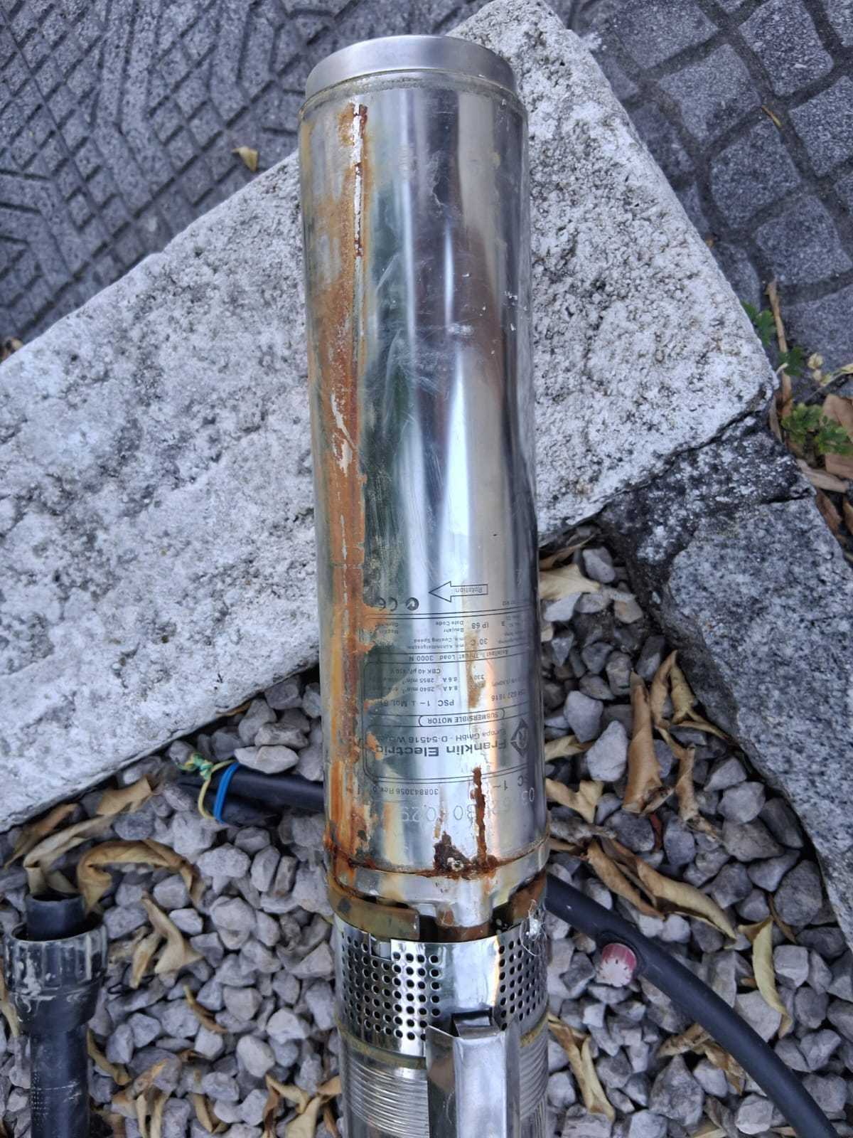 Vendo bomba de água com motor franklin avariada