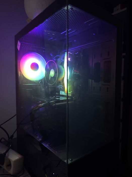 Vendo PC GAMER “novo” (caixa de todas as pecas)