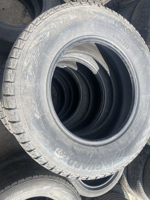 Продам шини бу  R17 стояли на прадо