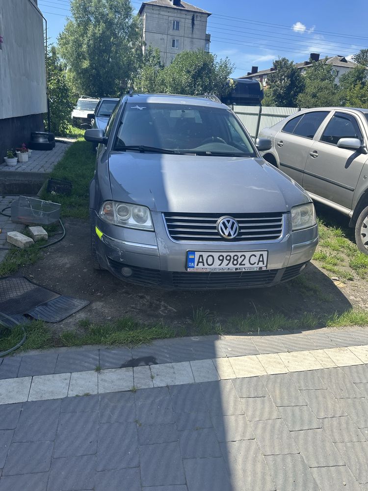 Volkswagen Passat 1.8t автомат американець