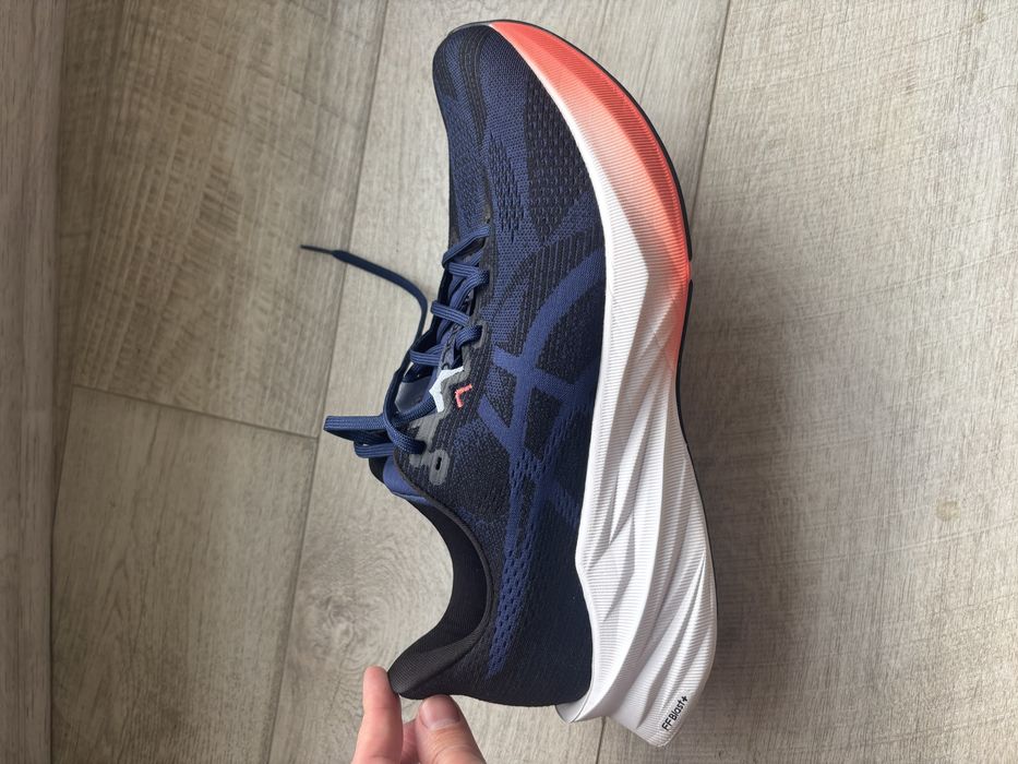 Кросівки для бігу Asics Dynablast 5