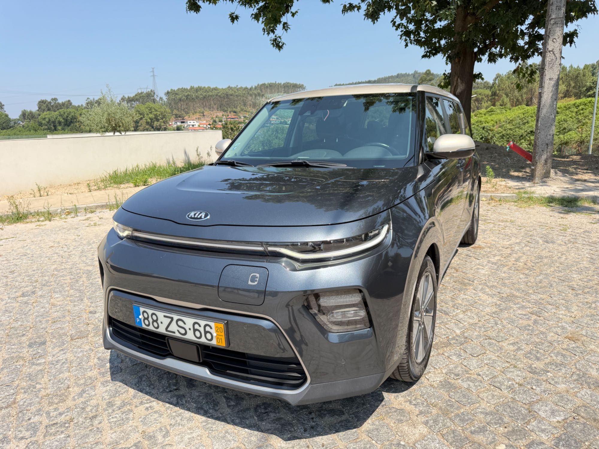 Kia  ESOUL 64kwh
