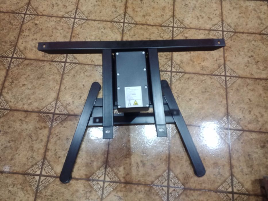 Продаю систему електричних регульованих ніжок E-Table One для столу