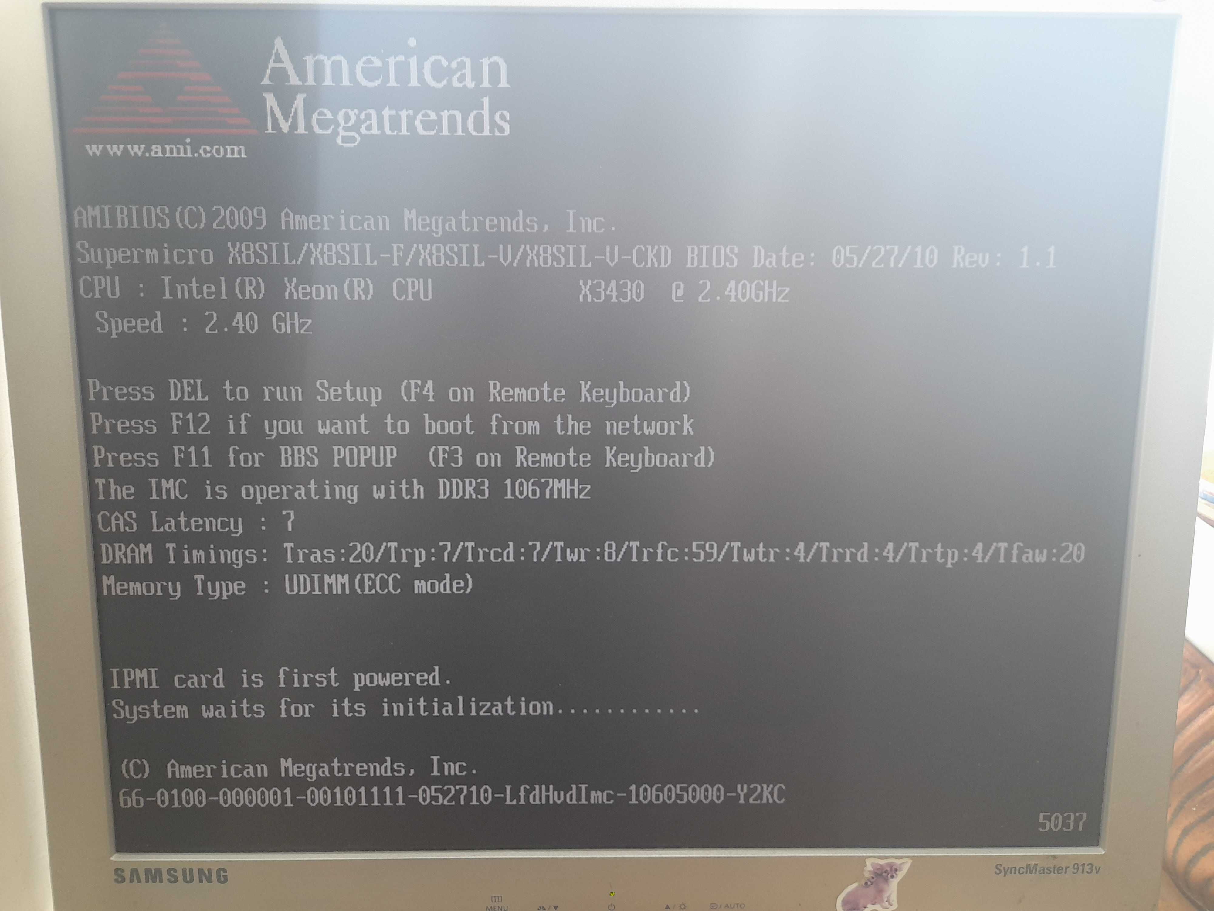 Gigabyte/Supermicro/Proliant/Dell_PowerEdge_R410