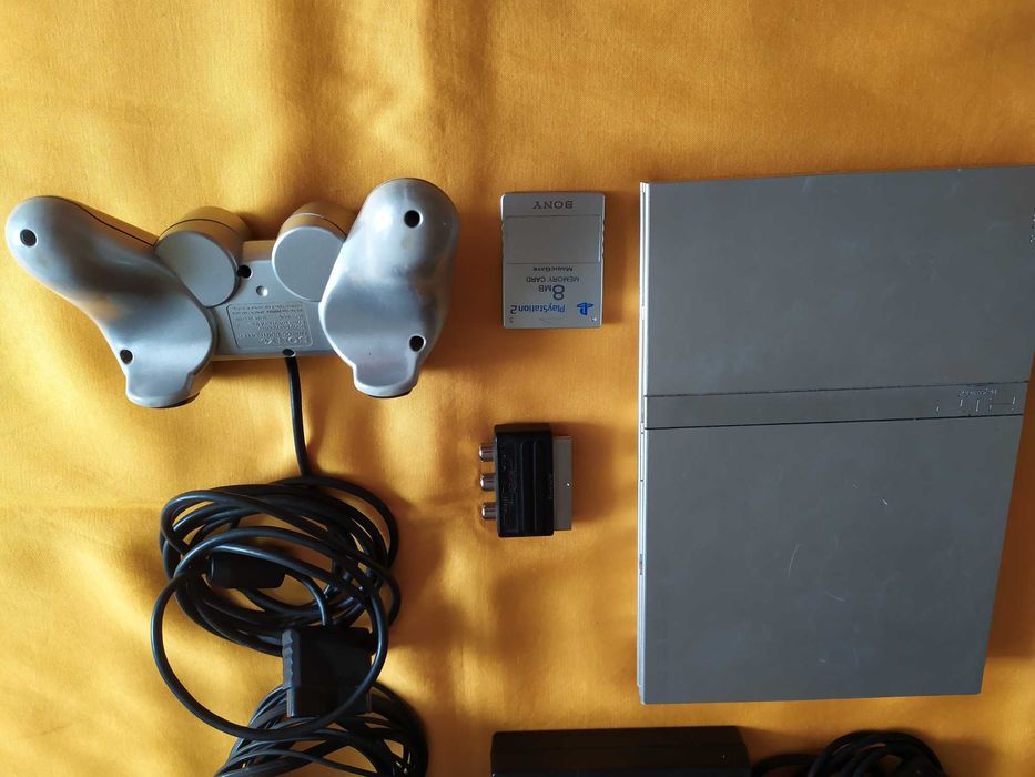 Konsola PlayStation 2 PS2 Metallic Silver + Pad + Karta + Okablowanie