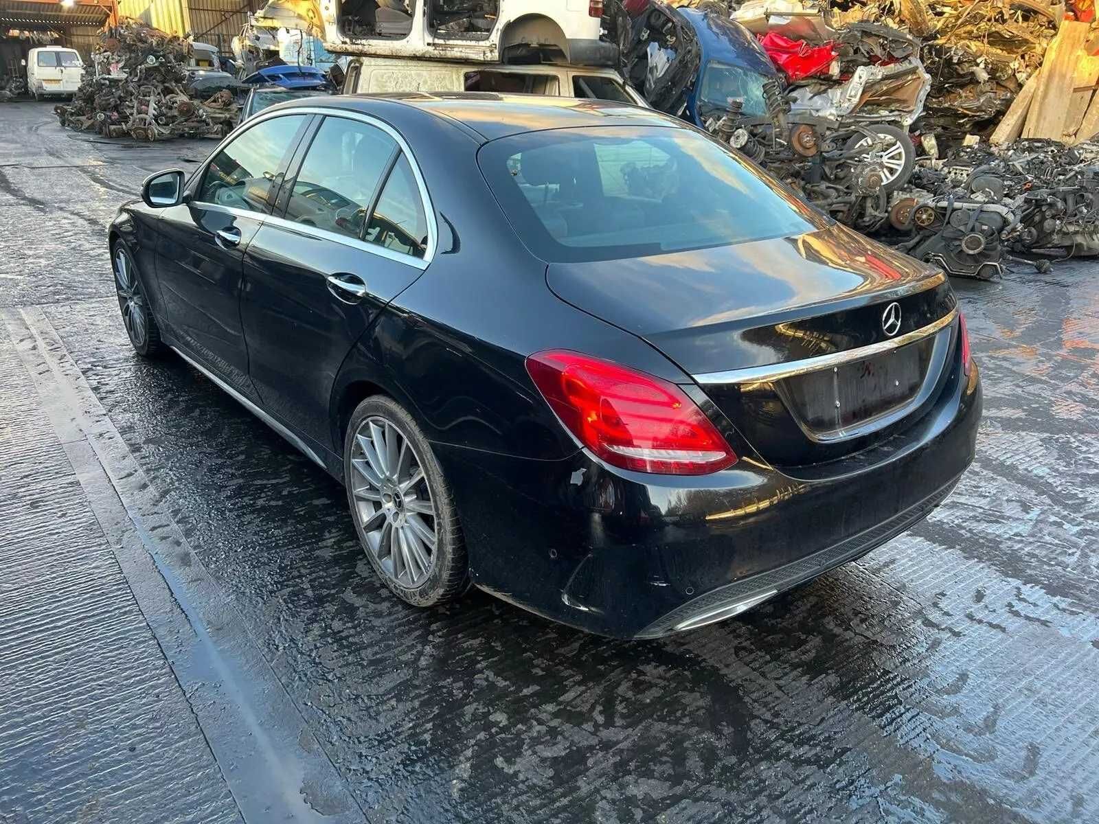 Mercedes W205 cdi ano 2018  AMG Para Peças Motor Avariado - Só Peças -
