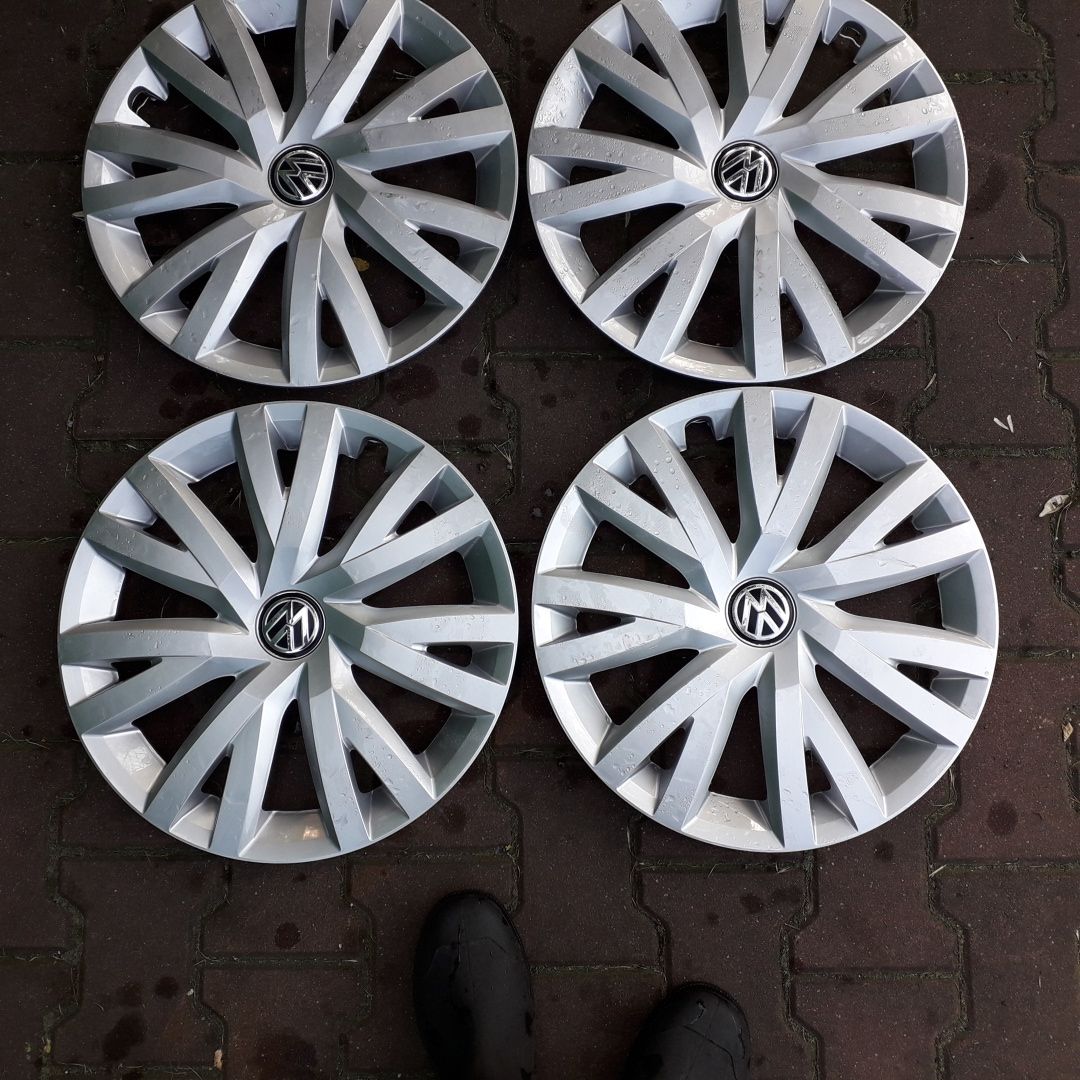 Komplet oryginalnych kołpaków do VOLKSWAGEN o średnicy 16''