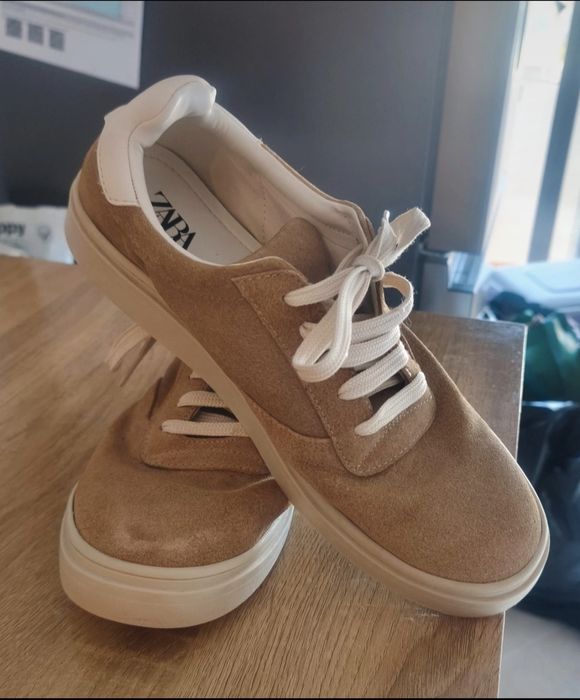 Tênis Zara Bege tamanho 42