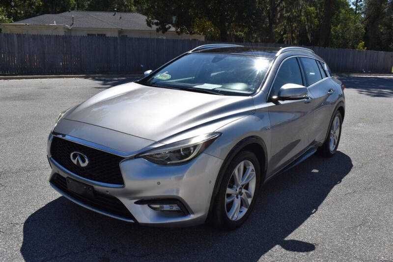 2017 Infiniti QX30 Premium