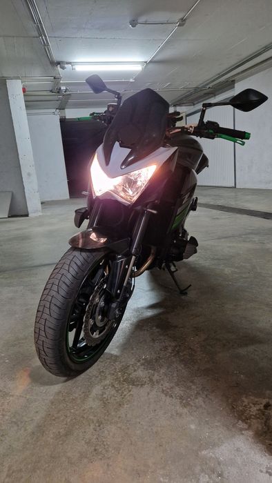 Kawazaki Z800 Tricolor