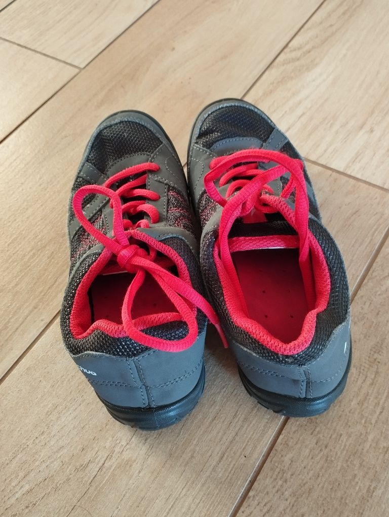 Buty dziecięce 34 Quechua