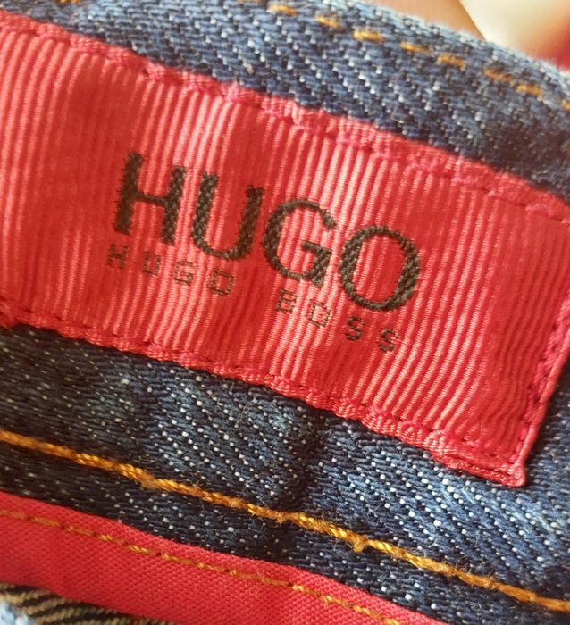 Spodnie jeansowe HUGO BOSS