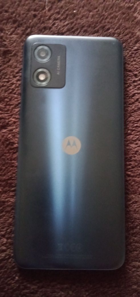 Телефон motorola e 13