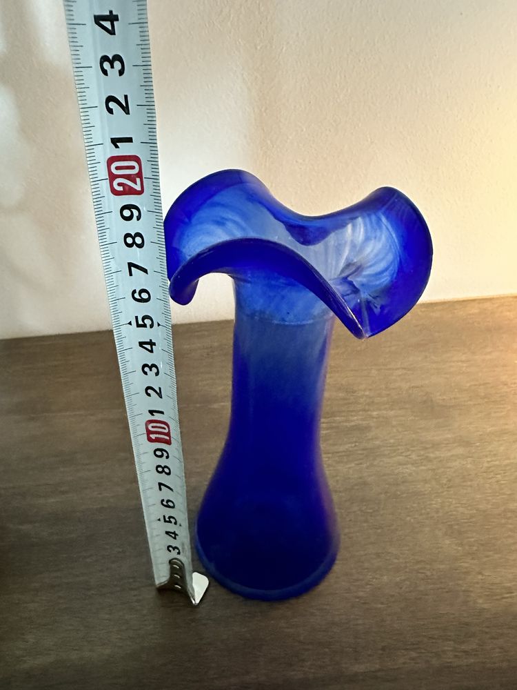 Niebieski wazon