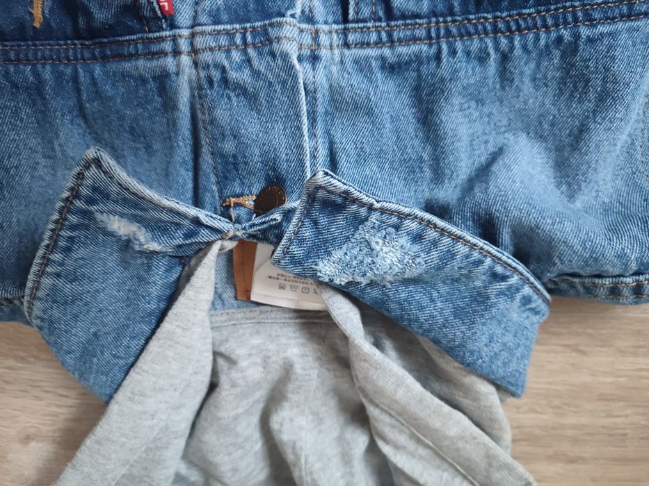 Nowa Kurtka jeansowa wiatrówka wiosenna Levi's