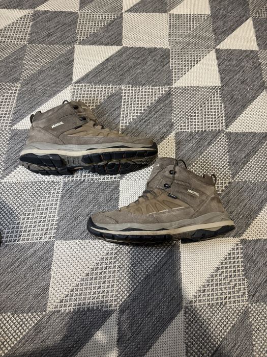 Оригінальні трекінгові черевики Meindl Nebraska Mid GTX GORE-TEX