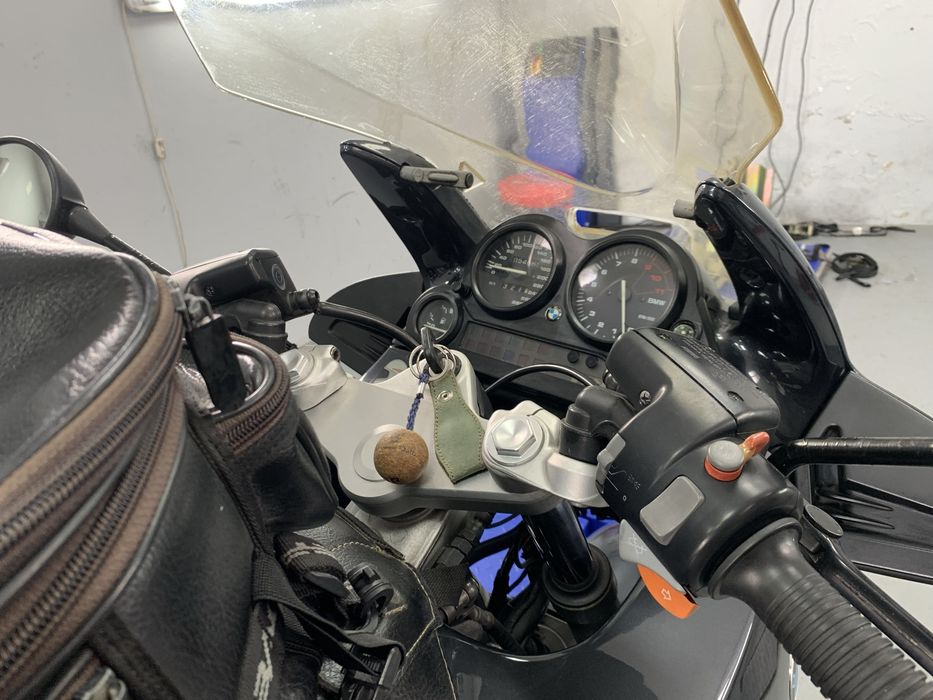 Bmw k1200RS  IUC PAGO ate Setembro 2026. Pneus Novos (0km)