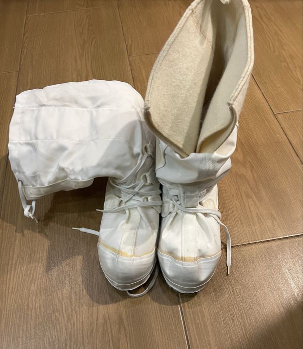 Canadian Mukluk boots archive